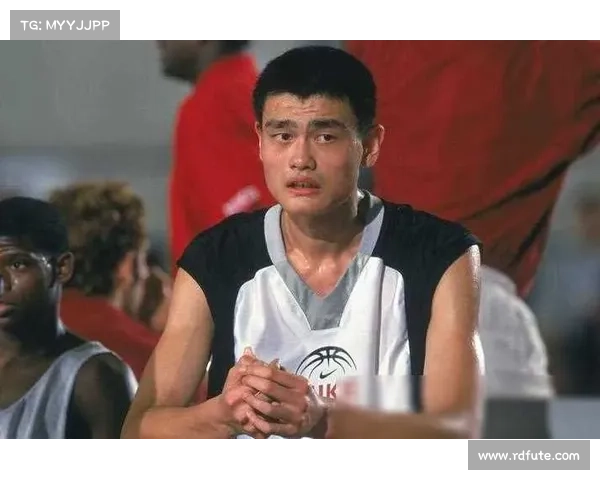 中国篮球重建自信需从亚洲起步 姚明巅峰时期遭遇欧美强队无奈 中国篮球重建自信需从亚洲起步 姚明巅峰时期遭遇欧美强队无奈