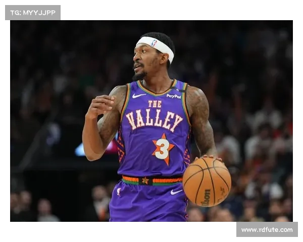 太阳BIG3面临重重挑战 比尔能否成为球队夺冠的关键拼图 太阳BIG3面临重重挑战 比尔能否成为球队夺冠的关键拼图